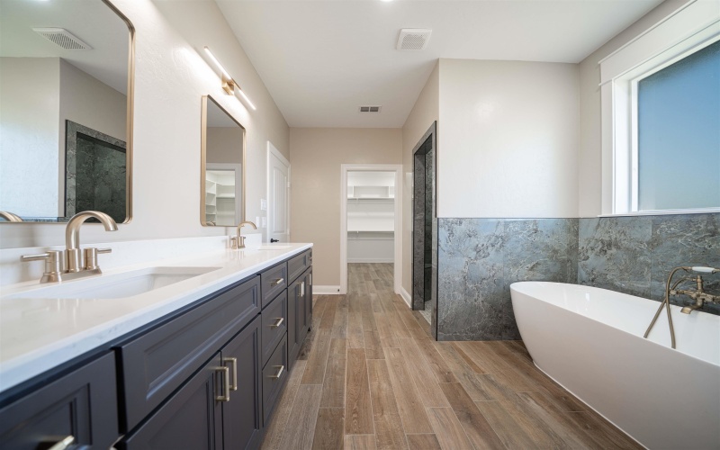 134 Sleep Easy Trl, Kilgore, TX 75662, 4 Bedrooms Bedrooms, ,2 BathroomsBathrooms,Residential,For Sale,134 Sleep Easy Trl,0,20258278