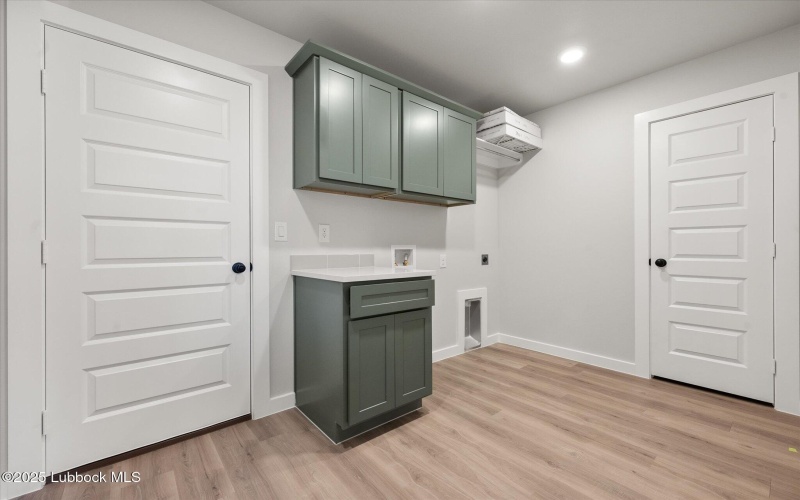 5409 109th Street, Lubbock, TX 79424, 4 Bedrooms Bedrooms, ,3 BathroomsBathrooms,Residential,For Sale,5409 109th Street,0,202553553