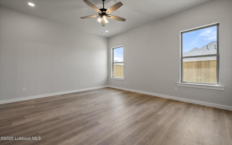 5409 109th Street, Lubbock, TX 79424, 4 Bedrooms Bedrooms, ,3 BathroomsBathrooms,Residential,For Sale,5409 109th Street,0,202553553