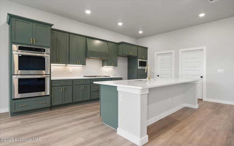 5409 109th Street, Lubbock, TX 79424, 4 Bedrooms Bedrooms, ,3 BathroomsBathrooms,Residential,For Sale,5409 109th Street,0,202553553