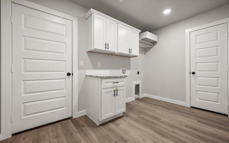 5409 106th Street, Lubbock, TX 79424, 4 Bedrooms Bedrooms, ,3 BathroomsBathrooms,Residential,For Sale,5409 106th Street,0,202558350