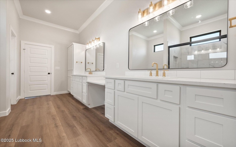 5403 106th Street, Lubbock, TX 79424, 4 Bedrooms Bedrooms, ,3 BathroomsBathrooms,Residential,For Sale,5403 106th Street,0,202561297