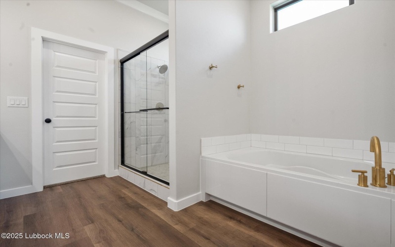 5403 106th Street, Lubbock, TX 79424, 4 Bedrooms Bedrooms, ,3 BathroomsBathrooms,Residential,For Sale,5403 106th Street,0,202561297