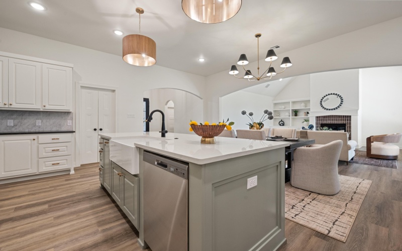 4605 141st Street, Lubbock, TX 79424, 4 Bedrooms Bedrooms, ,3 BathroomsBathrooms,Residential,For Sale,4605 141st Street,0,202564051