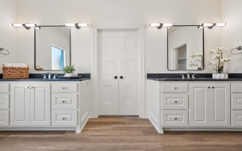 4605 141st Street, Lubbock, TX 79424, 4 Bedrooms Bedrooms, ,3 BathroomsBathrooms,Residential,For Sale,4605 141st Street,0,202564051