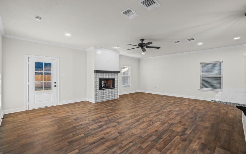 6923 17th Street, Lubbock, TX 79416, 3 Bedrooms Bedrooms, ,2 BathroomsBathrooms,Residential,For Sale,6923 17th Street,0,202564096