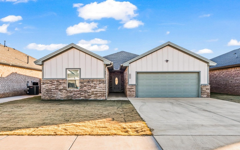 6921 17th Street, Lubbock, TX 79416, 3 Bedrooms Bedrooms, ,2 BathroomsBathrooms,Residential,For Sale,6921 17th Street,0,202564098