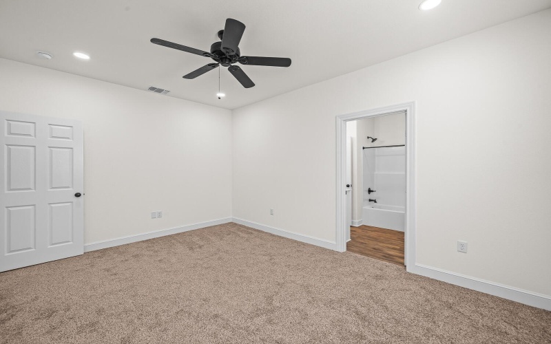 6921 17th Street, Lubbock, TX 79416, 3 Bedrooms Bedrooms, ,2 BathroomsBathrooms,Residential,For Sale,6921 17th Street,0,202564098