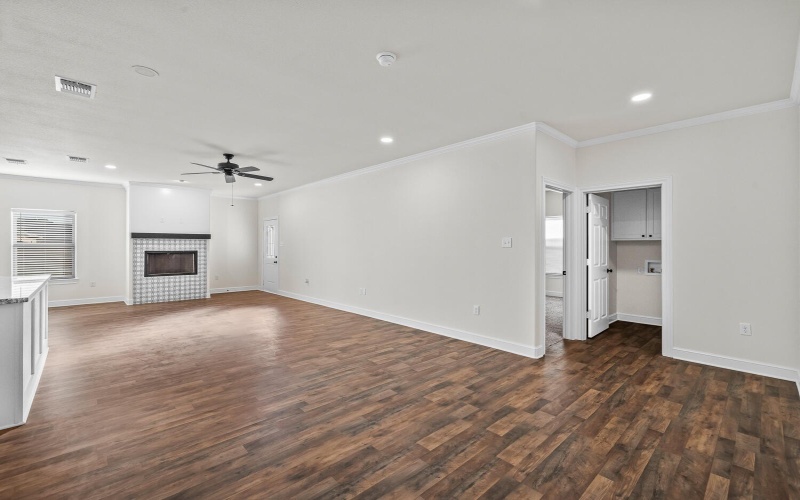 6921 17th Street, Lubbock, TX 79416, 3 Bedrooms Bedrooms, ,2 BathroomsBathrooms,Residential,For Sale,6921 17th Street,0,202564098