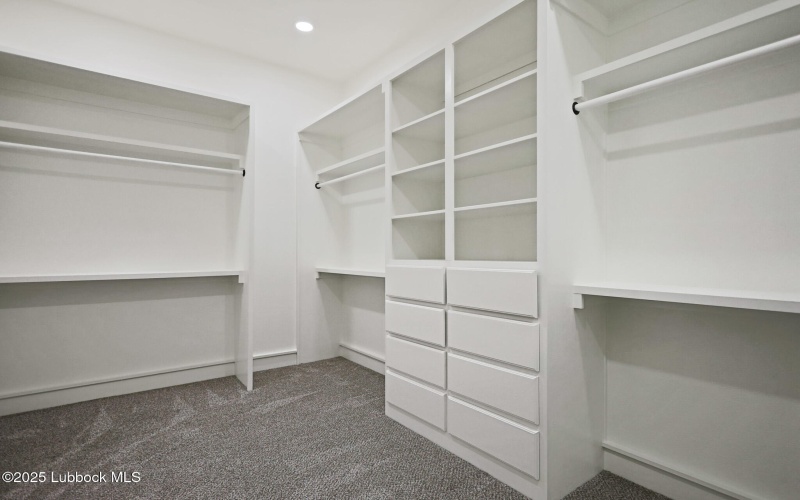 7516 57th Street, Lubbock, TX 79407, 4 Bedrooms Bedrooms, ,2 BathroomsBathrooms,Residential,For Sale,7516 57th Street,0,202564104