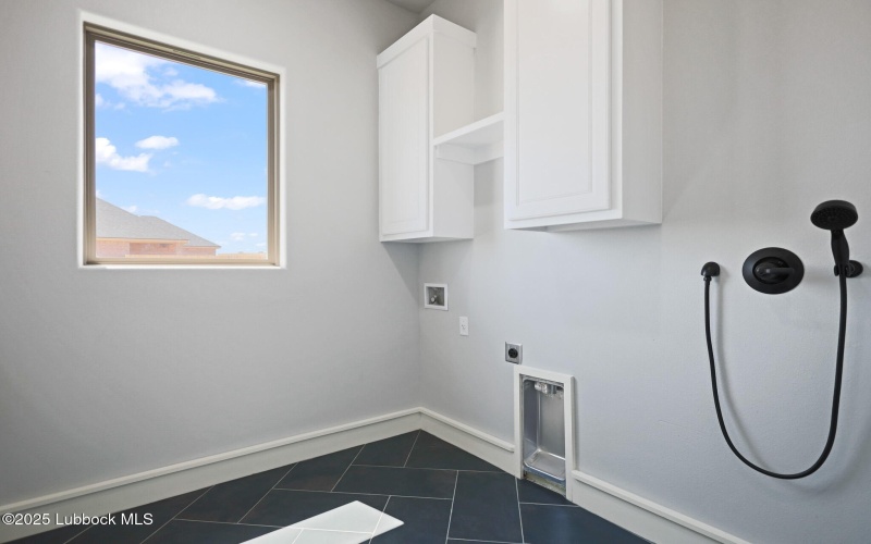 7516 57th Street, Lubbock, TX 79407, 4 Bedrooms Bedrooms, ,2 BathroomsBathrooms,Residential,For Sale,7516 57th Street,0,202564104