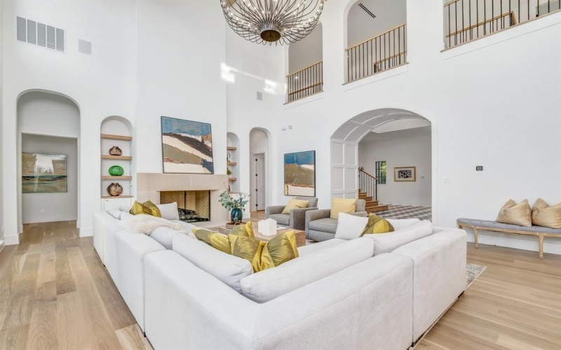 4633 Willow Lane, Dallas, TX 75244, 5 Bedrooms Bedrooms, ,6 BathroomsBathrooms,Residential,For Sale,4633 Willow Lane,0,21088076