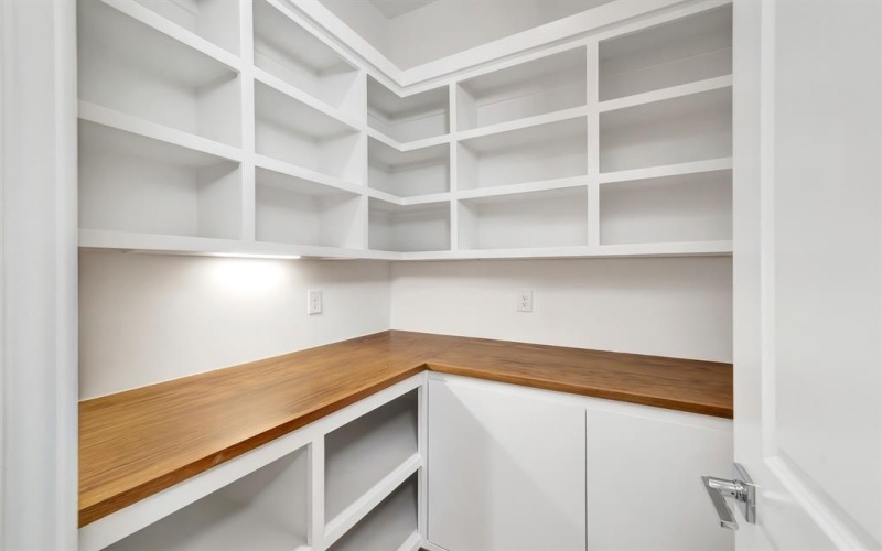 3736 Van Ness Lane, Dallas, TX 75220, 4 Bedrooms Bedrooms, ,3 BathroomsBathrooms,Residential,For Sale,3736 Van Ness Lane,0,21088981