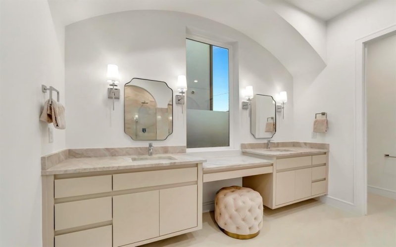 3736 Van Ness Lane, Dallas, TX 75220, 4 Bedrooms Bedrooms, ,3 BathroomsBathrooms,Residential,For Sale,3736 Van Ness Lane,0,21088981