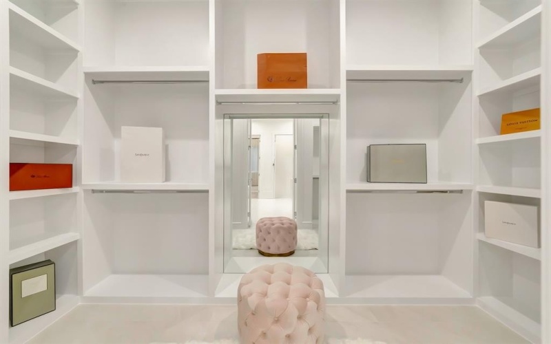 3736 Van Ness Lane, Dallas, TX 75220, 4 Bedrooms Bedrooms, ,3 BathroomsBathrooms,Residential,For Sale,3736 Van Ness Lane,0,21088981