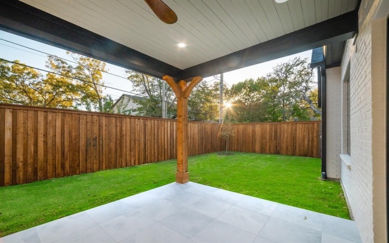 3736 Van Ness Lane, Dallas, TX 75220, 4 Bedrooms Bedrooms, ,3 BathroomsBathrooms,Residential,For Sale,3736 Van Ness Lane,0,21088981