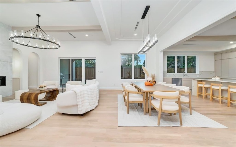 3736 Van Ness Lane, Dallas, TX 75220, 4 Bedrooms Bedrooms, ,3 BathroomsBathrooms,Residential,For Sale,3736 Van Ness Lane,0,21088981