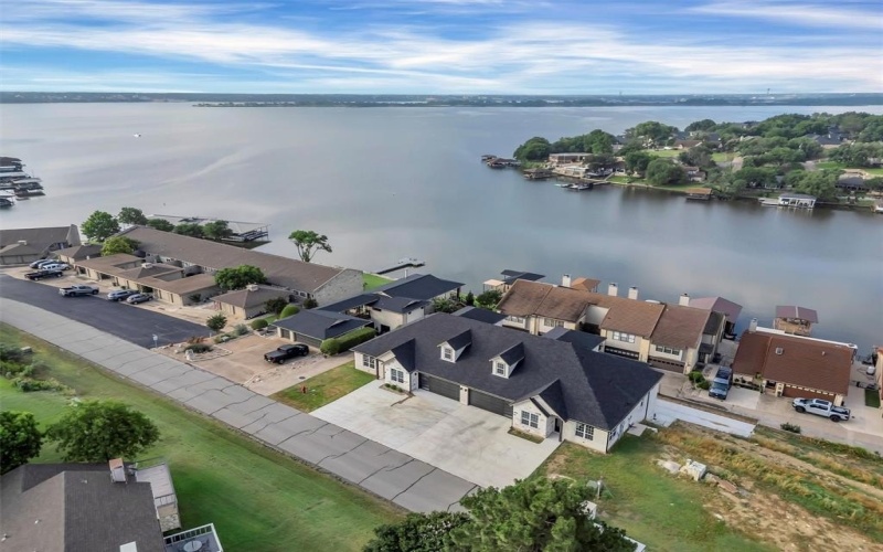 5126 Country Club Drive, Granbury, TX 76049, 4 Habitaciones Habitaciones , ,3 BañosBaños,Residential,En Venta,5126 Country Club Drive,0,21120859