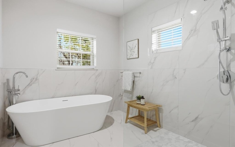 1130 Shaw Street, Dallas, TX 75212, 4 Bedrooms Bedrooms, ,3 BathroomsBathrooms,Residential,For Sale,1130 Shaw Street,0,21123381