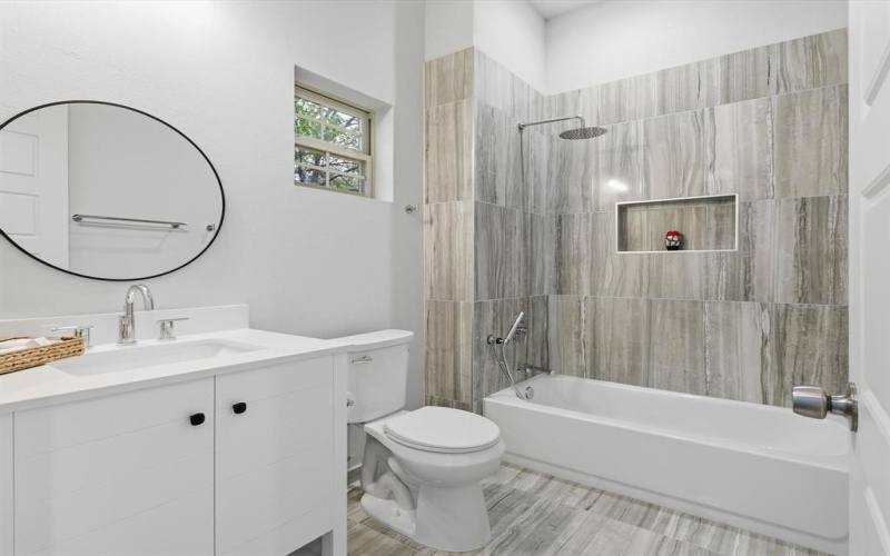 1130 Shaw Street, Dallas, TX 75212, 4 Bedrooms Bedrooms, ,3 BathroomsBathrooms,Residential,For Sale,1130 Shaw Street,0,21123381