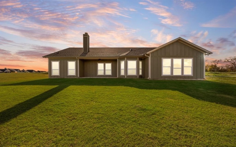 305 Caro Drive, West Tawakoni, TX 75474, 4 Habitaciones Habitaciones , ,2 BañosBaños,Residential,En Venta,305 Caro Drive,0,21130116