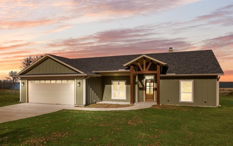 305 Caro Drive, West Tawakoni, TX 75474, 4 Habitaciones Habitaciones , ,2 BañosBaños,Residential,En Venta,305 Caro Drive,0,21130116