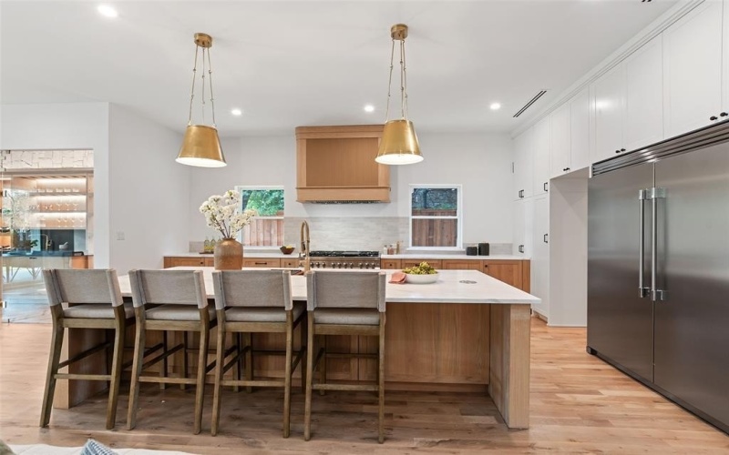 10565 Cromwell Drive, Dallas, TX 75229, 5 Habitaciones Habitaciones , ,6 BañosBaños,Residential,En Venta,10565 Cromwell Drive,0,21130164