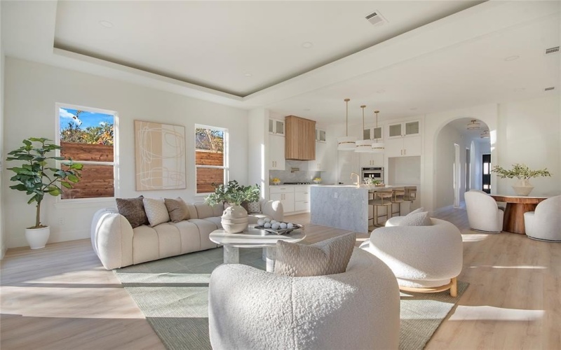 3902 Furey Street, Dallas, TX 75212, 5 Habitaciones Habitaciones , ,3 BañosBaños,Residential,En Venta,3902 Furey Street,0,21130406