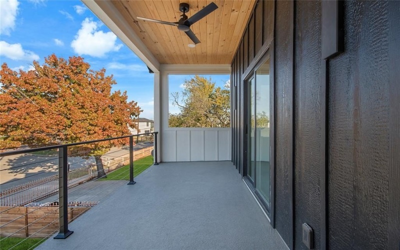 3902 Furey Street, Dallas, TX 75212, 5 Habitaciones Habitaciones , ,3 BañosBaños,Residential,En Venta,3902 Furey Street,0,21130406