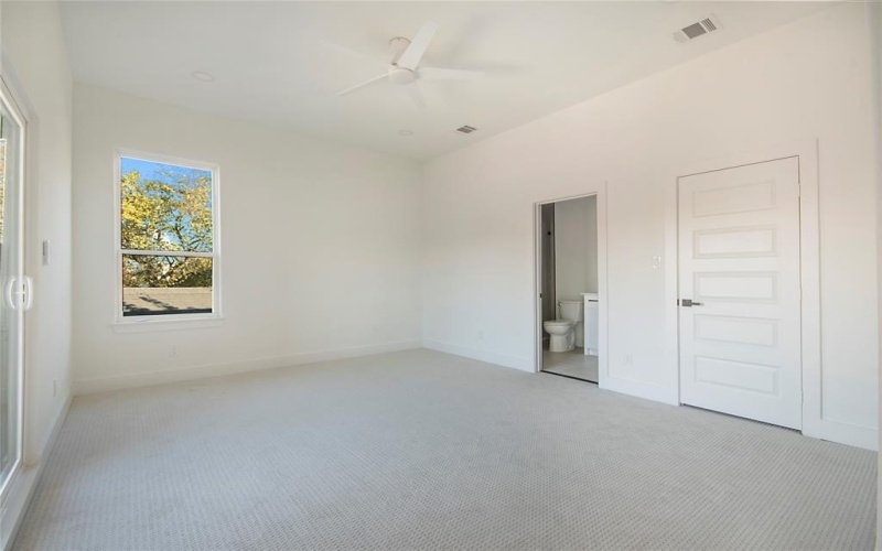 3902 Furey Street, Dallas, TX 75212, 5 Habitaciones Habitaciones , ,3 BañosBaños,Residential,En Venta,3902 Furey Street,0,21130406