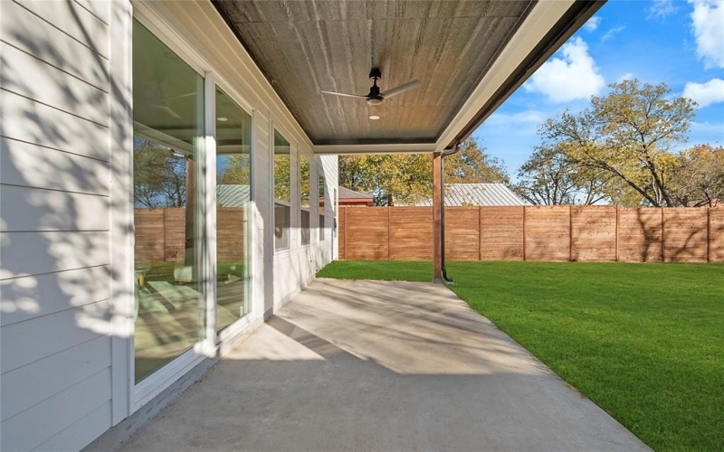 3902 Furey Street, Dallas, TX 75212, 5 Habitaciones Habitaciones , ,3 BañosBaños,Residential,En Venta,3902 Furey Street,0,21130406