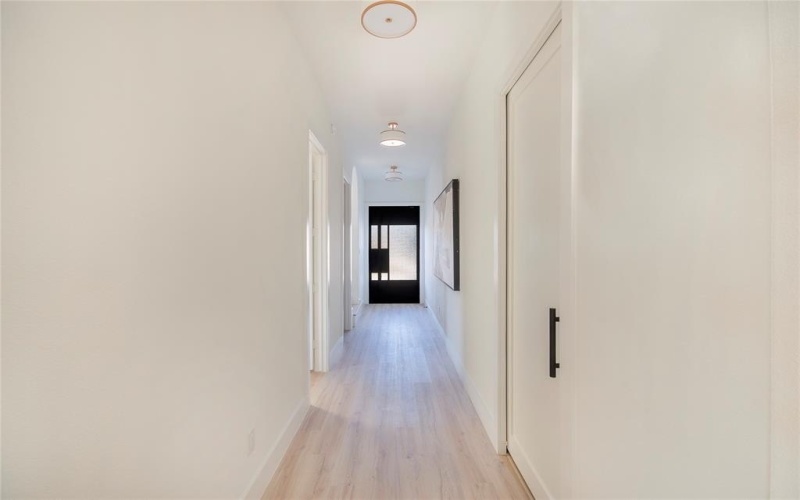 3902 Furey Street, Dallas, TX 75212, 5 Habitaciones Habitaciones , ,3 BañosBaños,Residential,En Venta,3902 Furey Street,0,21130406