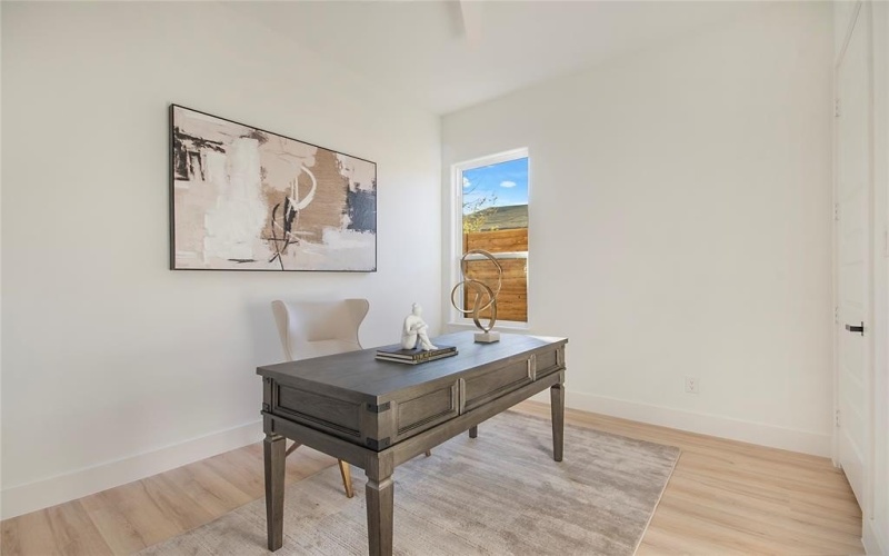 3902 Furey Street, Dallas, TX 75212, 5 Habitaciones Habitaciones , ,3 BañosBaños,Residential,En Venta,3902 Furey Street,0,21130406