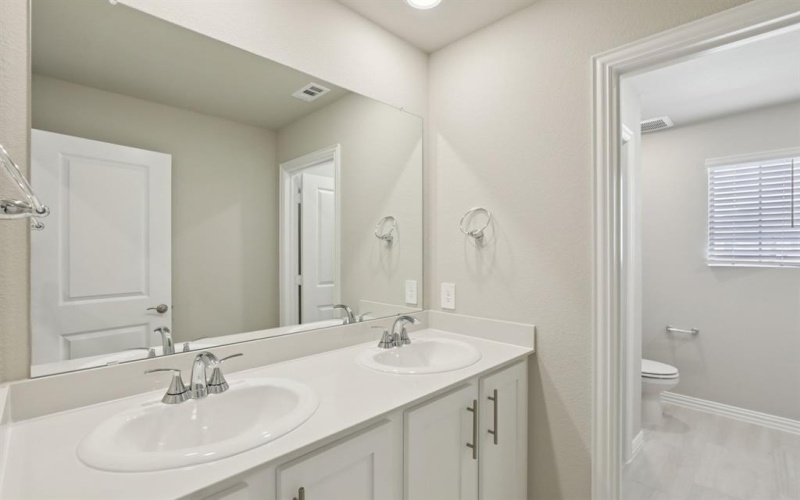 6608 Denim Drive, Fort Worth, TX 76036, 5 Habitaciones Habitaciones , ,3 BañosBaños,Residential,En Venta,6608 Denim Drive,0,21130478