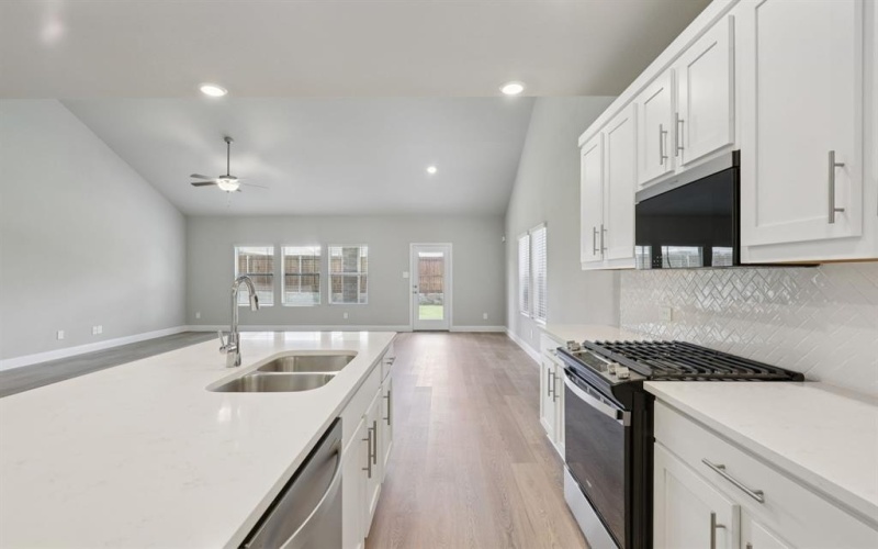 6608 Denim Drive, Fort Worth, TX 76036, 5 Habitaciones Habitaciones , ,3 BañosBaños,Residential,En Venta,6608 Denim Drive,0,21130478