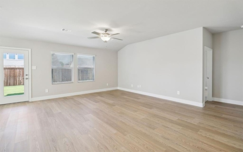 713 London Town Lane, Princeton, TX 75071, 4 Habitaciones Habitaciones , ,3 BañosBaños,Residential,En Venta,713 London Town Lane,0,21130479