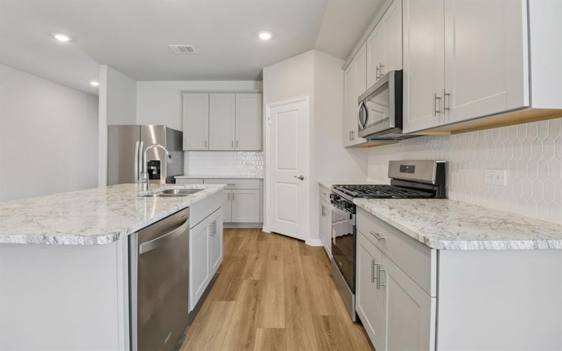 711 London Town Lane, Princeton, TX 75071, 3 Bedrooms Bedrooms, ,2 BathroomsBathrooms,Residential,For Sale,711 London Town Lane,0,21130482