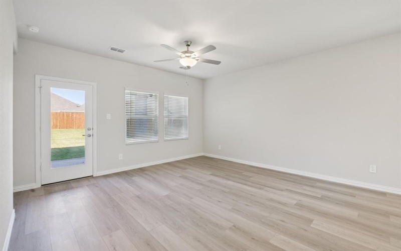 706 Leavenworth Drive, Princeton, TX 75071, 4 Bedrooms Bedrooms, ,2 BathroomsBathrooms,Residential,For Sale,706 Leavenworth Drive,0,21130485