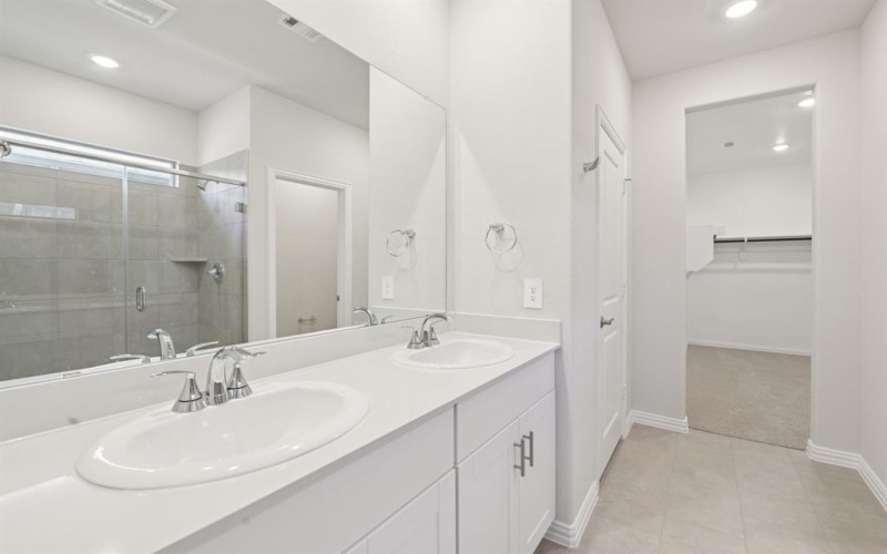 706 Leavenworth Drive, Princeton, TX 75071, 4 Bedrooms Bedrooms, ,2 BathroomsBathrooms,Residential,For Sale,706 Leavenworth Drive,0,21130485