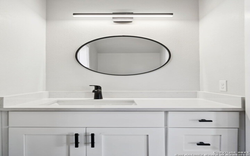 803 Indiana, San Antonio, TX 78210, 3 Bedrooms Bedrooms, ,2 BathroomsBathrooms,Residential,For Sale,803 Indiana,0,1927869