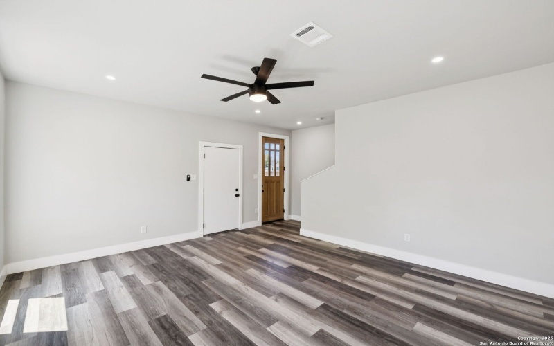 803 Indiana, San Antonio, TX 78210, 3 Bedrooms Bedrooms, ,2 BathroomsBathrooms,Residential,For Sale,803 Indiana,0,1927869