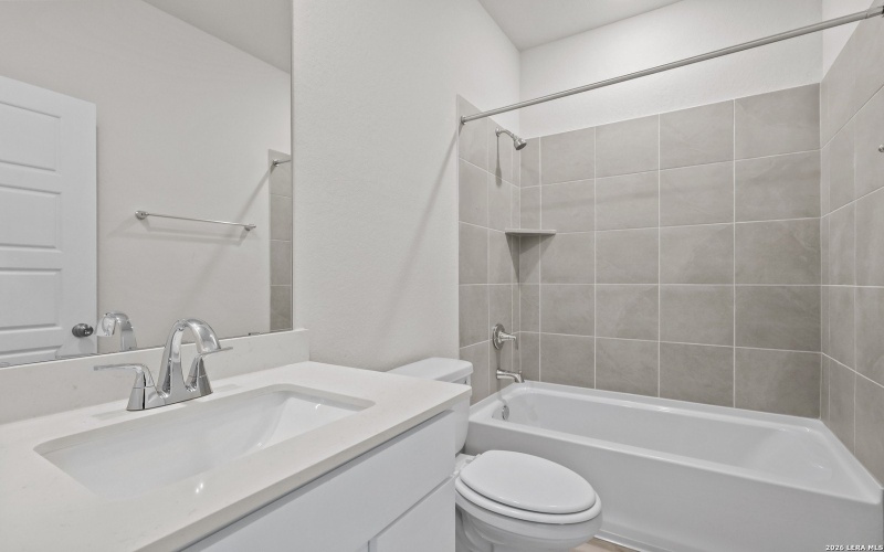 8114 CHAMPION CREEK, San Antonio, TX 78252, 3 Habitaciones Habitaciones , ,2 BañosBaños,Residential,En Venta,8114 CHAMPION CREEK,0,1927890