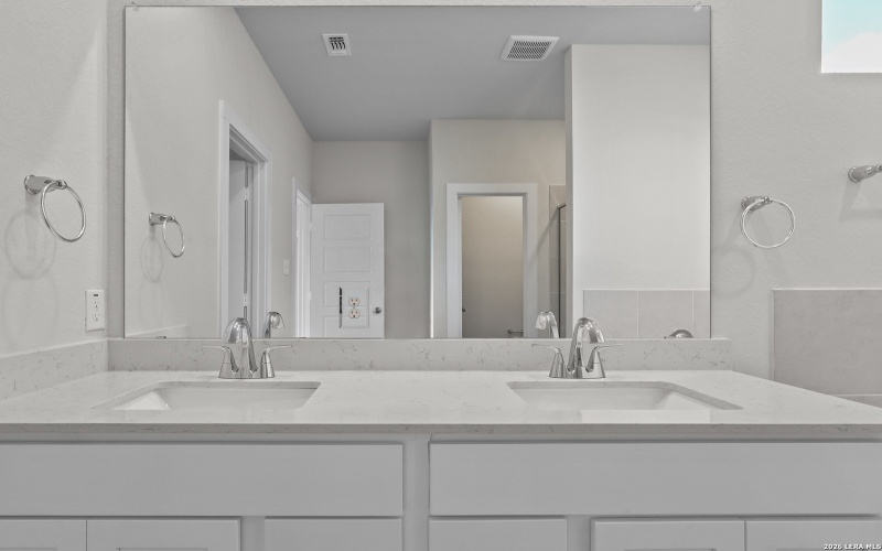 8123 Champion Creek, San Antonio, TX 78252, 3 Habitaciones Habitaciones , ,2 BañosBaños,Residential,En Venta,8123 Champion Creek,0,1927894