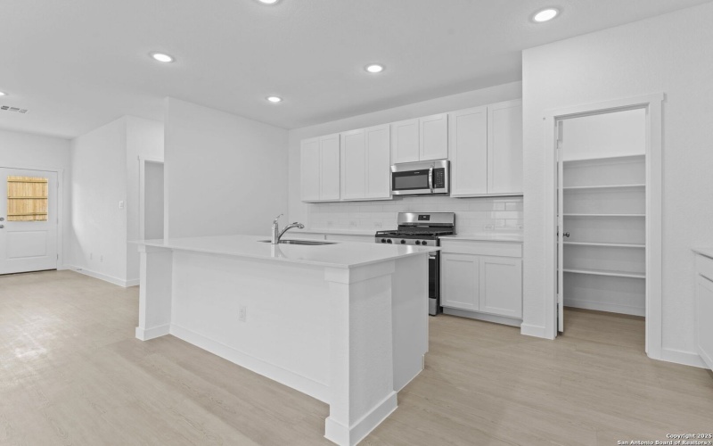 3828 Northaven Trl, New Braunfels, TX 78130, 4 Bedrooms Bedrooms, ,3 BathroomsBathrooms,Residential,For Sale,3828 Northaven Trl,0,1927901