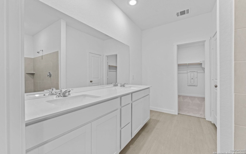 3828 Northaven Trl, New Braunfels, TX 78130, 4 Bedrooms Bedrooms, ,3 BathroomsBathrooms,Residential,For Sale,3828 Northaven Trl,0,1927901