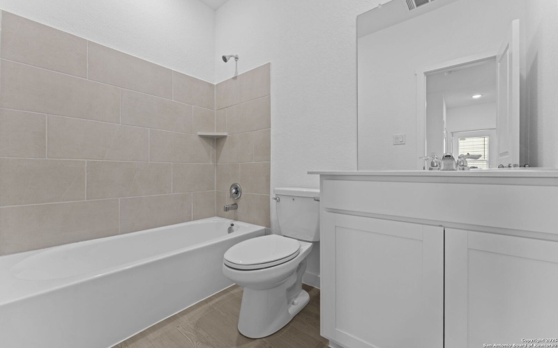 3828 Northaven Trl, New Braunfels, TX 78130, 4 Bedrooms Bedrooms, ,3 BathroomsBathrooms,Residential,For Sale,3828 Northaven Trl,0,1927901