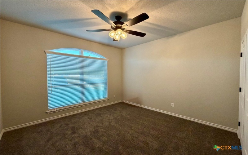 2554 Settlers Oak Drive, Belton, TX 76513, 3 Bedrooms Bedrooms, ,2 BathroomsBathrooms,Residential,For Sale,2554 Settlers Oak Drive,0,597635