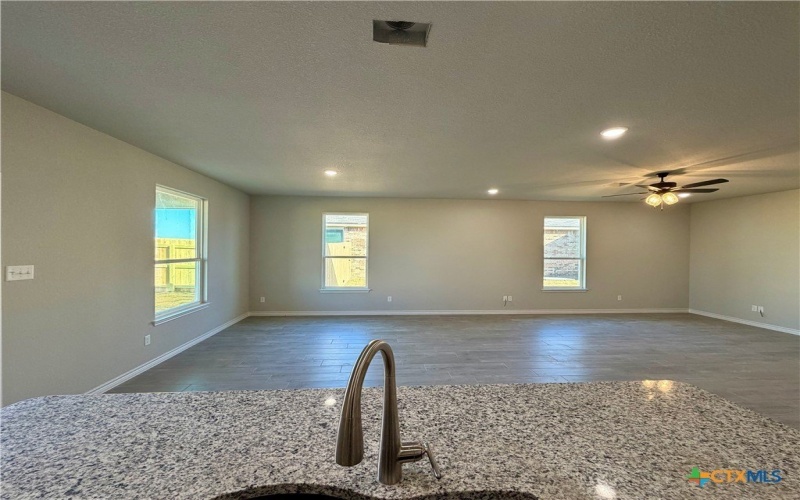 6905 Wizard Drive, Killeen, TX 76549, 4 Bedrooms Bedrooms, ,3 BathroomsBathrooms,Residential,For Sale,6905 Wizard Drive,0,598639