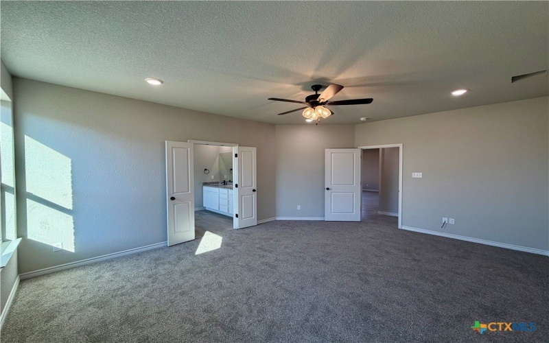 6905 Wizard Drive, Killeen, TX 76549, 4 Bedrooms Bedrooms, ,3 BathroomsBathrooms,Residential,For Sale,6905 Wizard Drive,0,598639