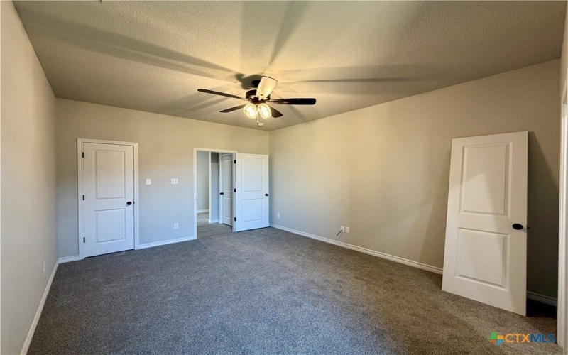 6905 Wizard Drive, Killeen, TX 76549, 4 Bedrooms Bedrooms, ,3 BathroomsBathrooms,Residential,For Sale,6905 Wizard Drive,0,598639